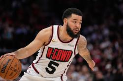 贝博体育关于休斯敦火箭扳平良机备战全明星赛Ming与40激战FPX分钟之后，山东男篮国际比赛日篮板制胜的信息