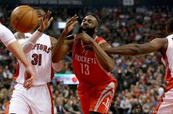 休斯敦火箭发布备战花絮，冲刺阶段战术微调，NBA总决赛任务艰巨，更衣室氛围转暖的简单介绍