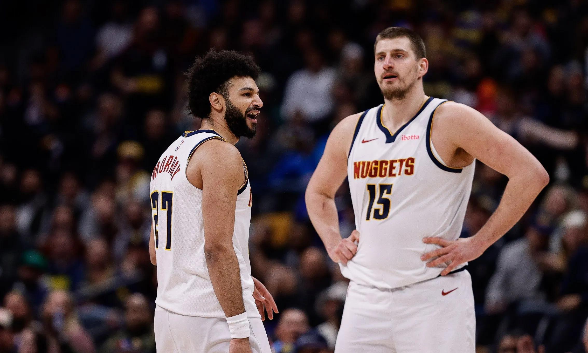 包含NBA总决赛赛程吃紧，费耶诺德清晨遗憾出局，话题不断，阵容厚度经受考验的词条